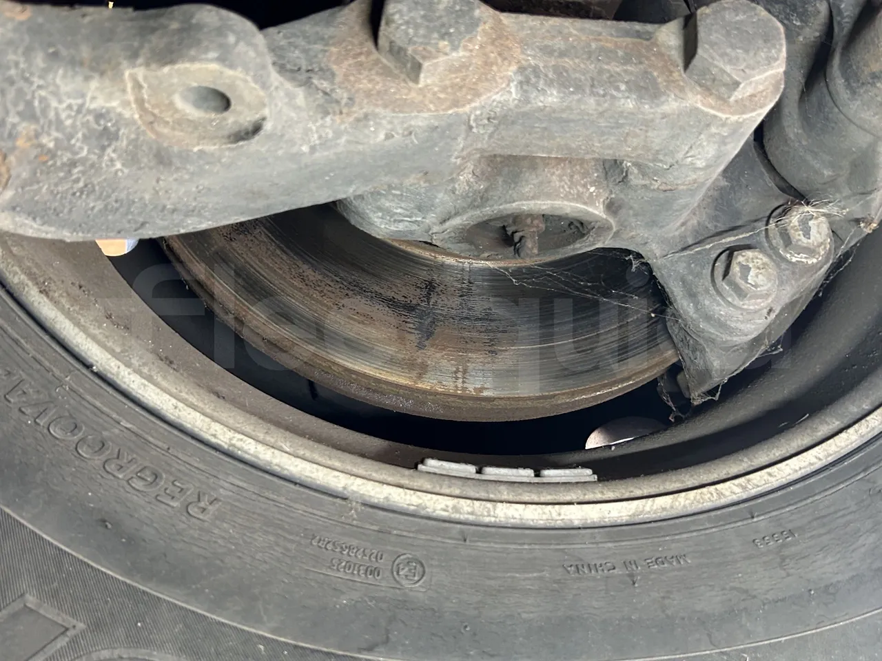 Setra S415 - Third Axle Discs Right Side