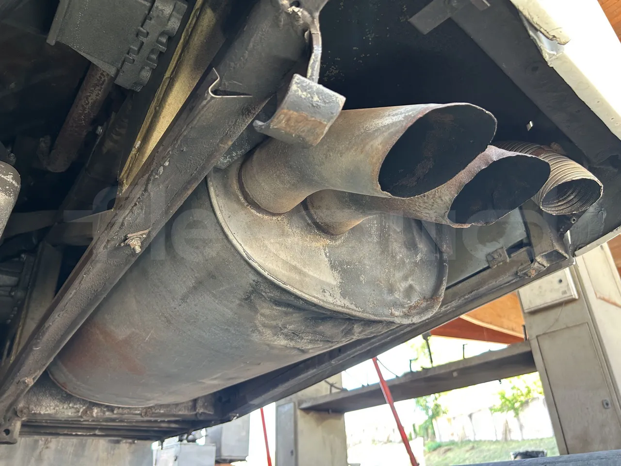 Setra S415 - Exhaust