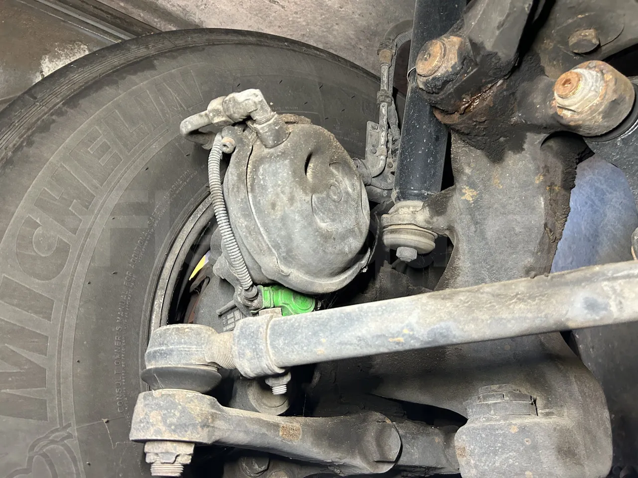 Setra S415 - First Axle Brake Calipers Right Side