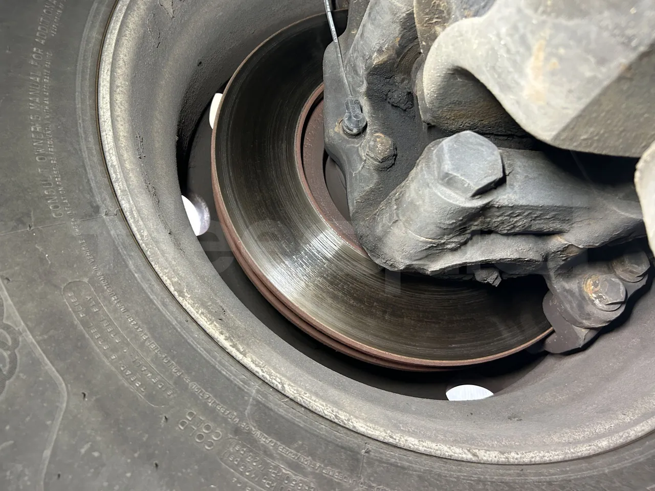Setra S415 - First Axle Discs Left Side