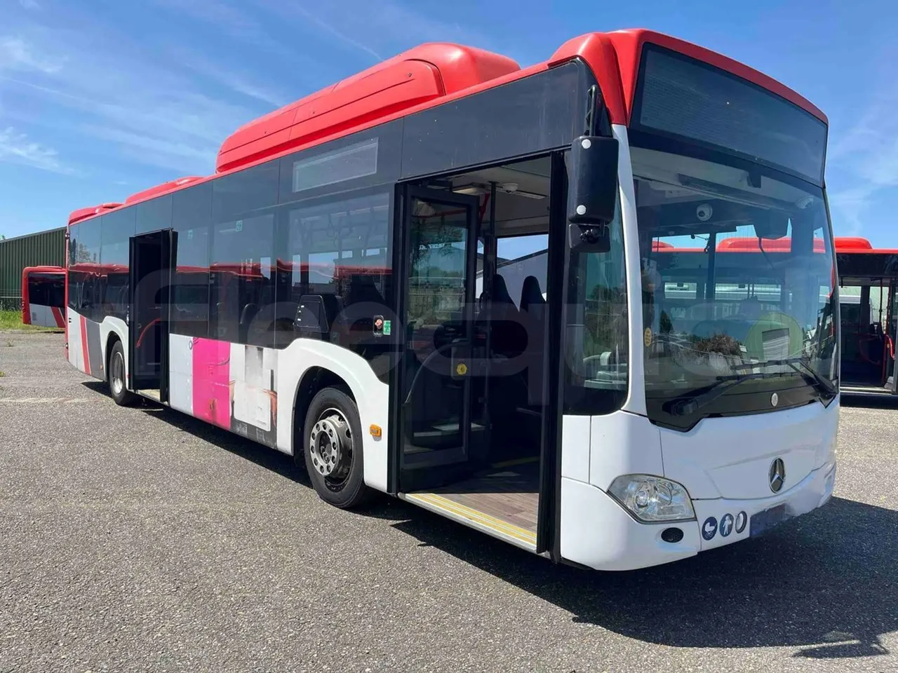 Mercedes-Benz Citaro - 3/4 right front doors open