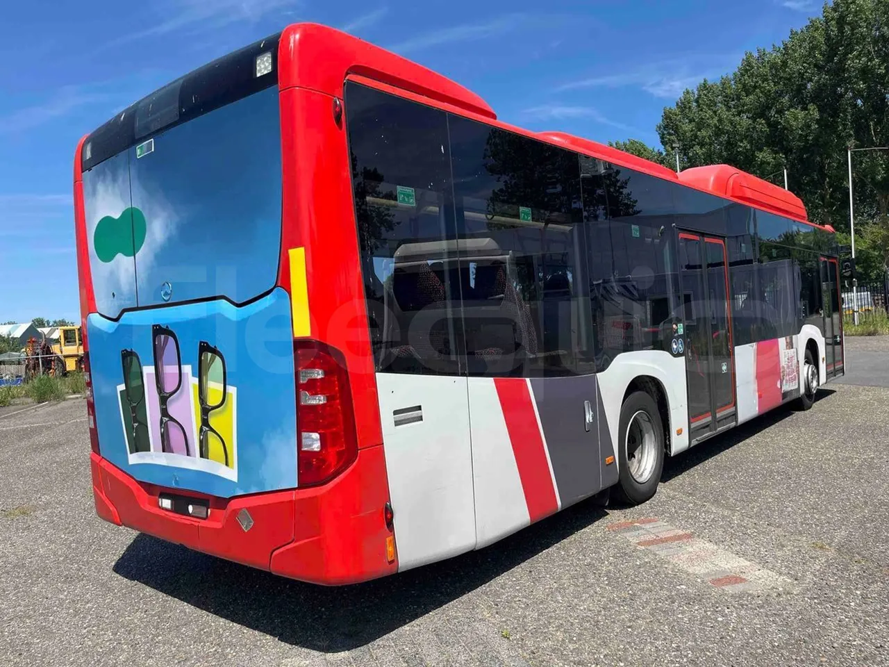 Mercedes-Benz Citaro - 3/4 right rear doors closed