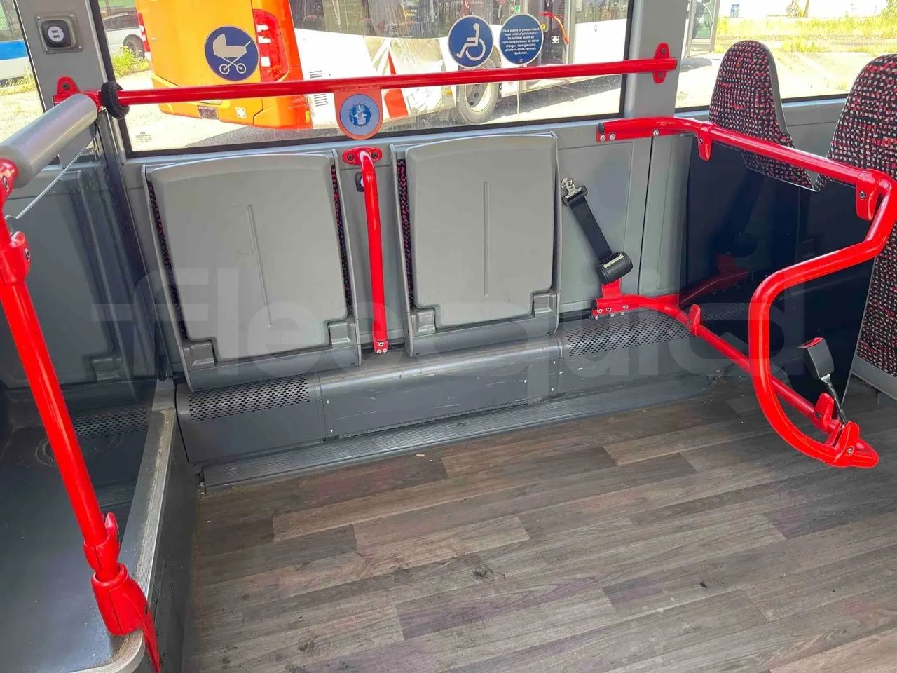 Mercedes-Benz Citaro - disabled area photo