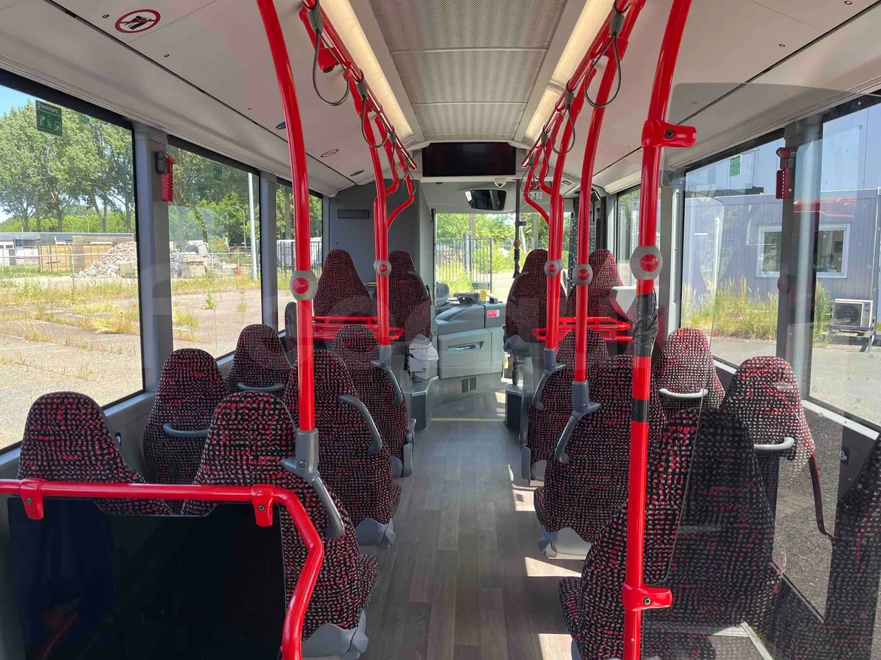 Mercedes-Benz Citaro - forward view middle aisle