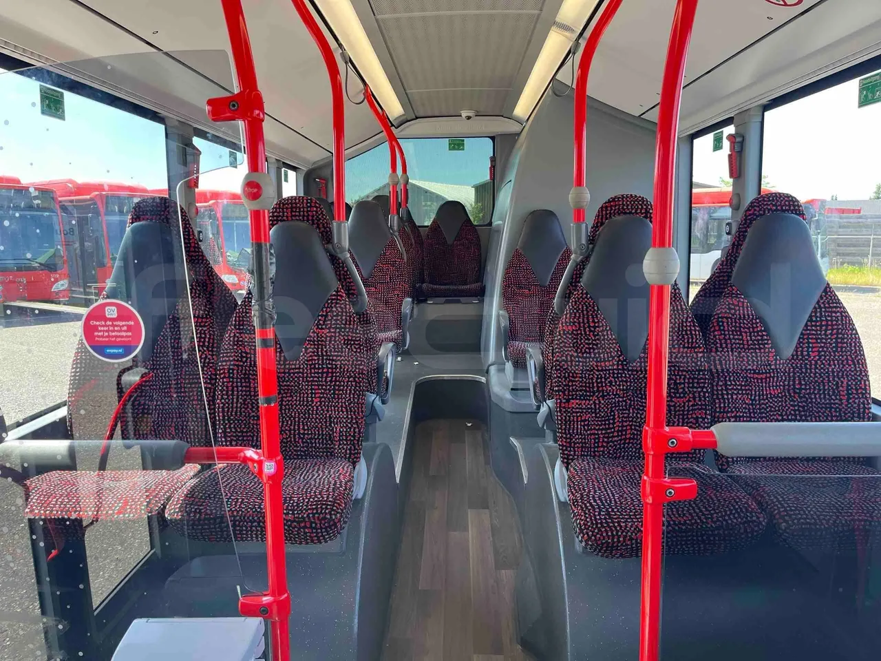 Mercedes-Benz Citaro - reverse view middle aisle
