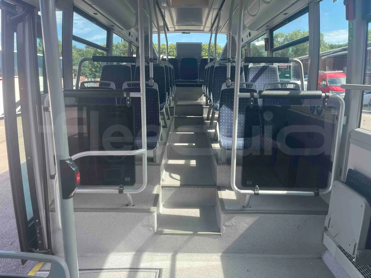 Scania Citywide - reverse view middle aisle