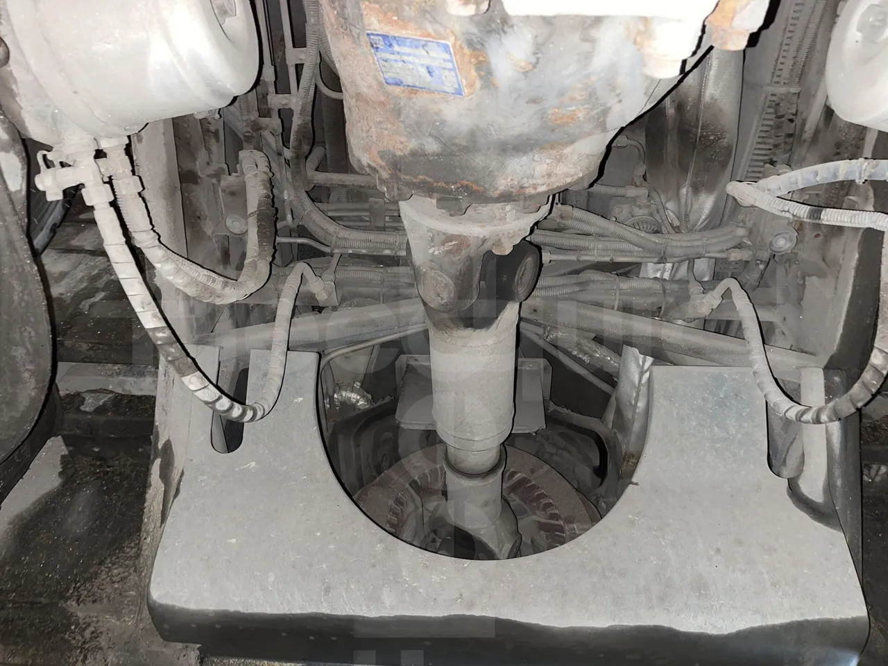 Temsa Safari RD RAT153 - EUR5 - 266kW - 12.200m - driveshaft photo