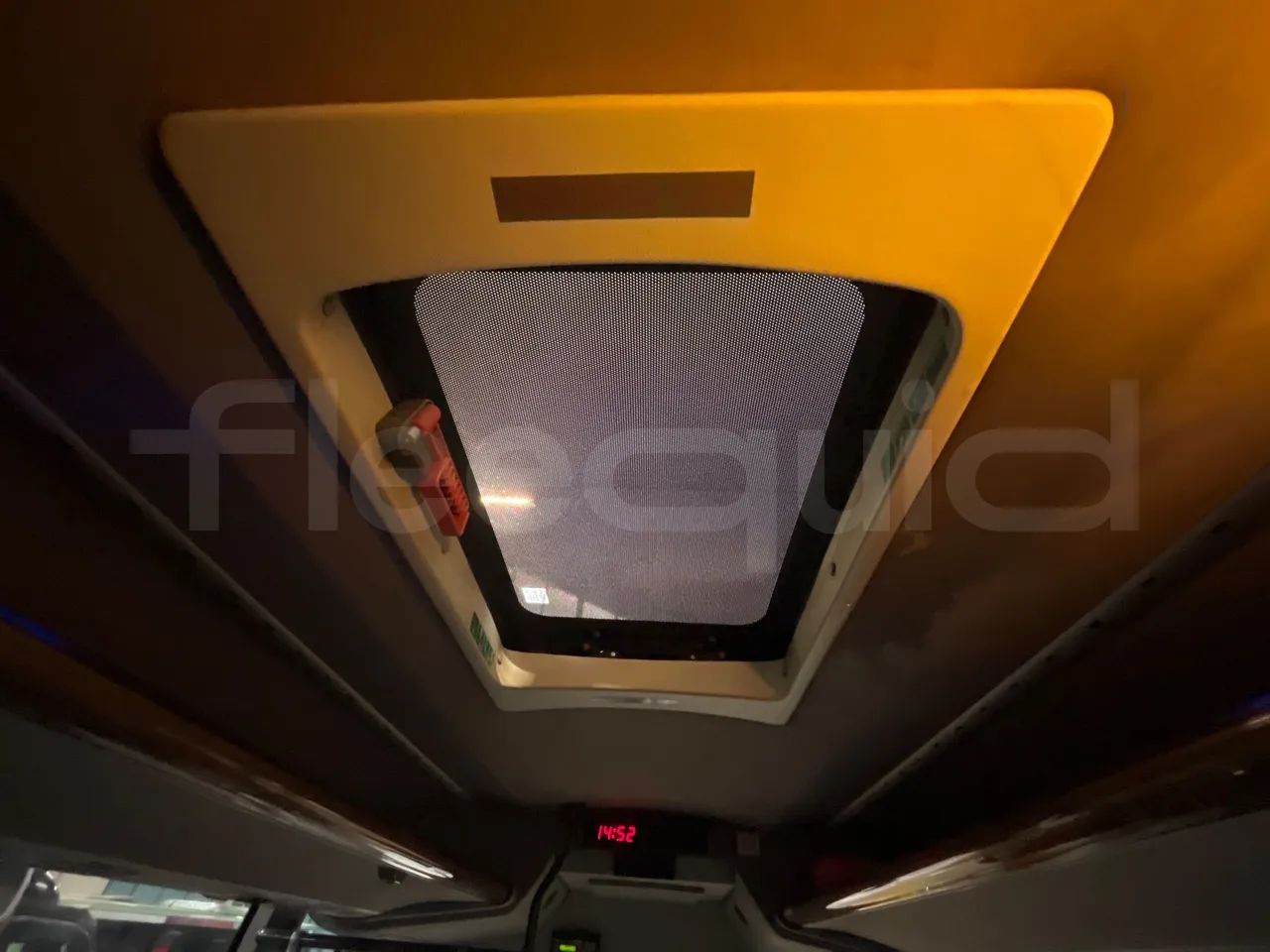 Temsa Safari RD RAT153 - EUR5 - 266kW - 12.200m - roof hatch 1