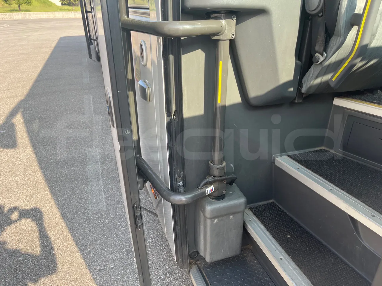 Vdl FUTURA FHD2 501E1 - Euro 6 - 320 kW - 12.875 mt - door mechanism photo