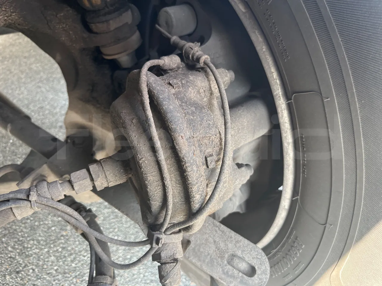 Vdl FUTURA FHD2 501E1 - Euro 6 - 320 kW - 12.875 mt - front brake calipers left