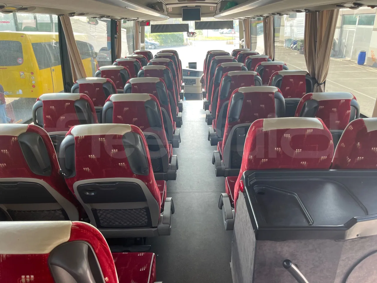 Vdl FUTURA FHD2 501E1 - Euro 6 - 320 kW - 12.875 mt - forward view middle aisle