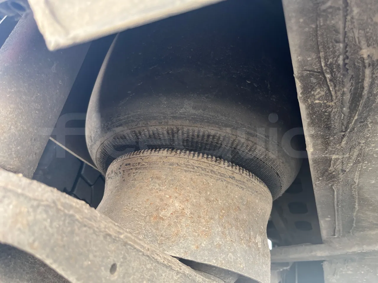 Vdl FUTURA FHD2 501E1 - Euro 6 - 320 kW - 12.875 mt - axle 2 shock absorbers 2 left
