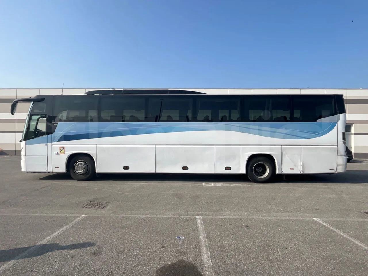 Vdl FUTURA FHD2 501E1 - Euro 6 - 320 kW - 12.875 mt - left side photo