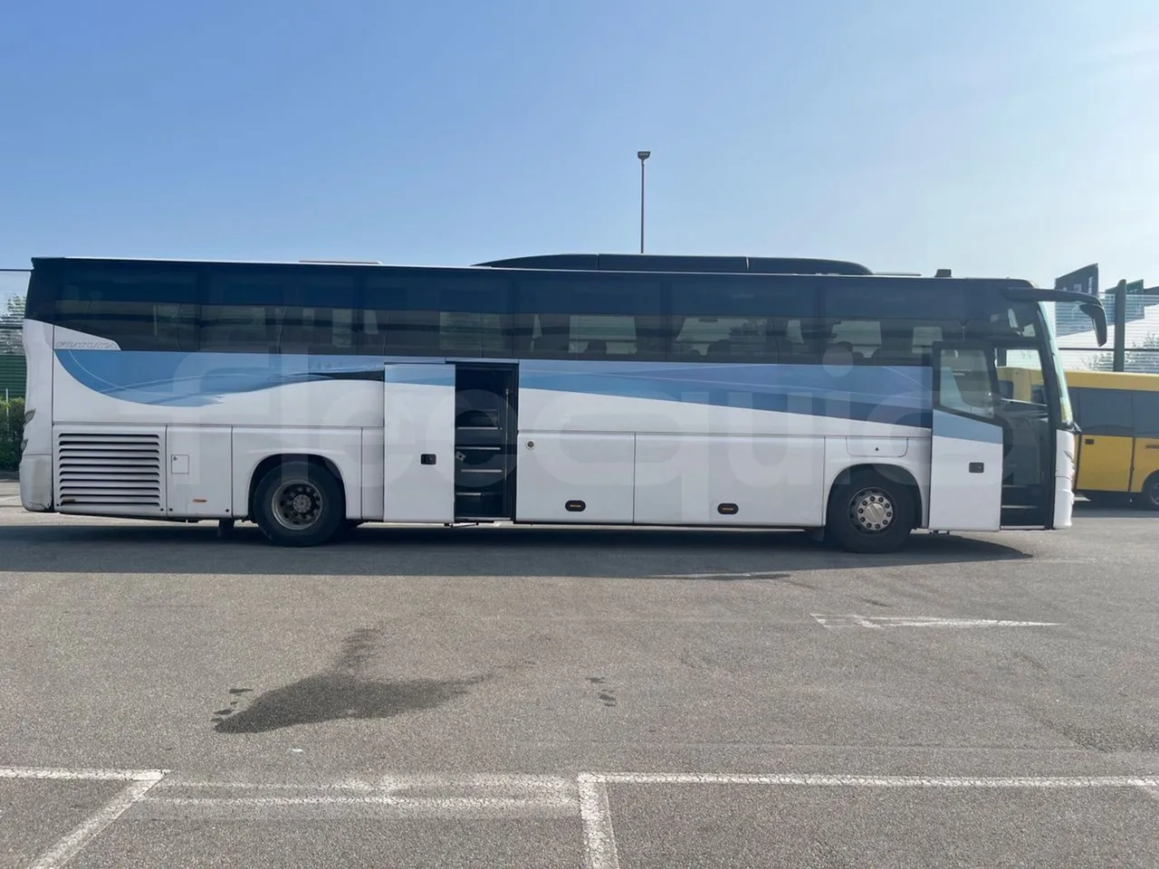 Vdl FUTURA FHD2 501E1 - Euro 6 - 320 kW - 12.875 mt - right side doors open