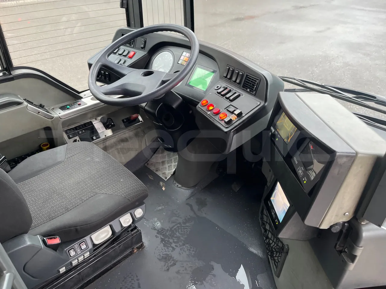 Mercedes-Benz Citaro G 0530 - EUR5 - 260kW - 17.94m - buttons panels on