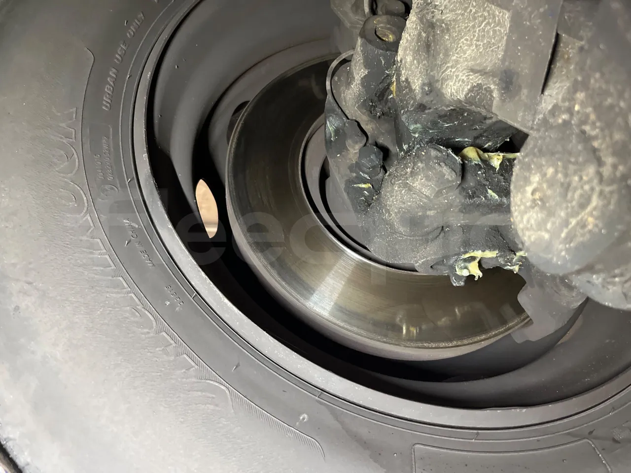 Mercedes-Benz Citaro G 0530 - EUR5 - 260kW - 17.94m - front discs left