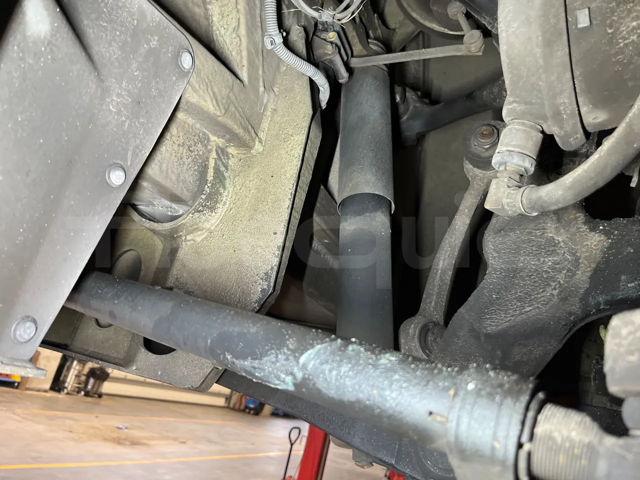 Mercedes-Benz Citaro G 0530 - EUR5 - 260kW - 17.94m - front shock absorbers left