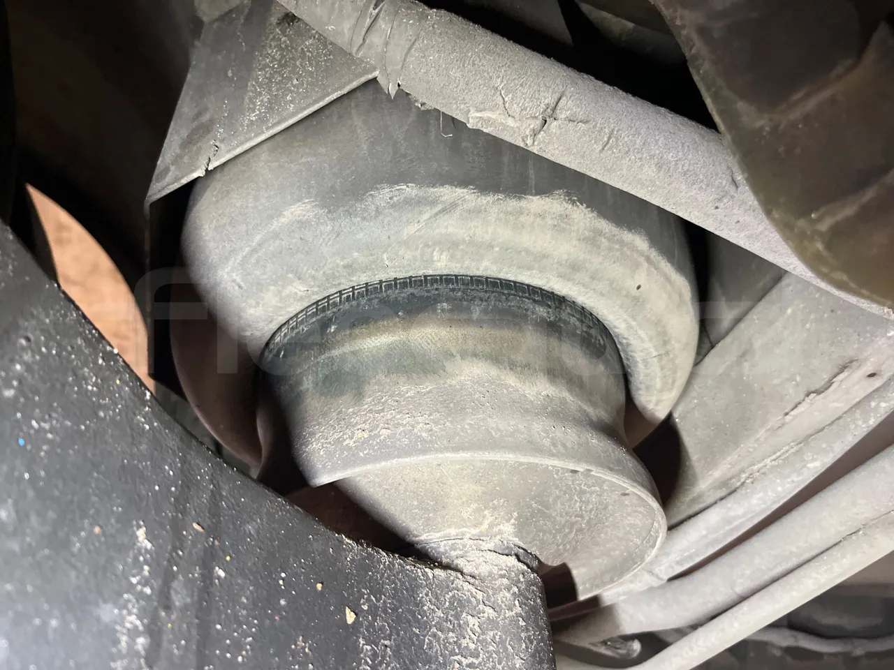 Mercedes-Benz Citaro G 0530 - EUR5 - 260kW - 17.94m - axel 3 shock absorbers 2 left