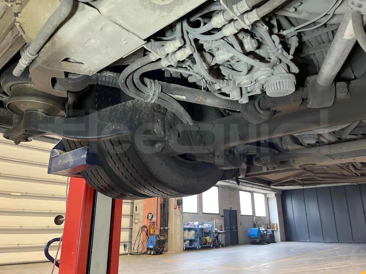 Mercedes-Benz Citaro G 0530 - EUR5 - 260kW - 17.94m - axle 3 right side