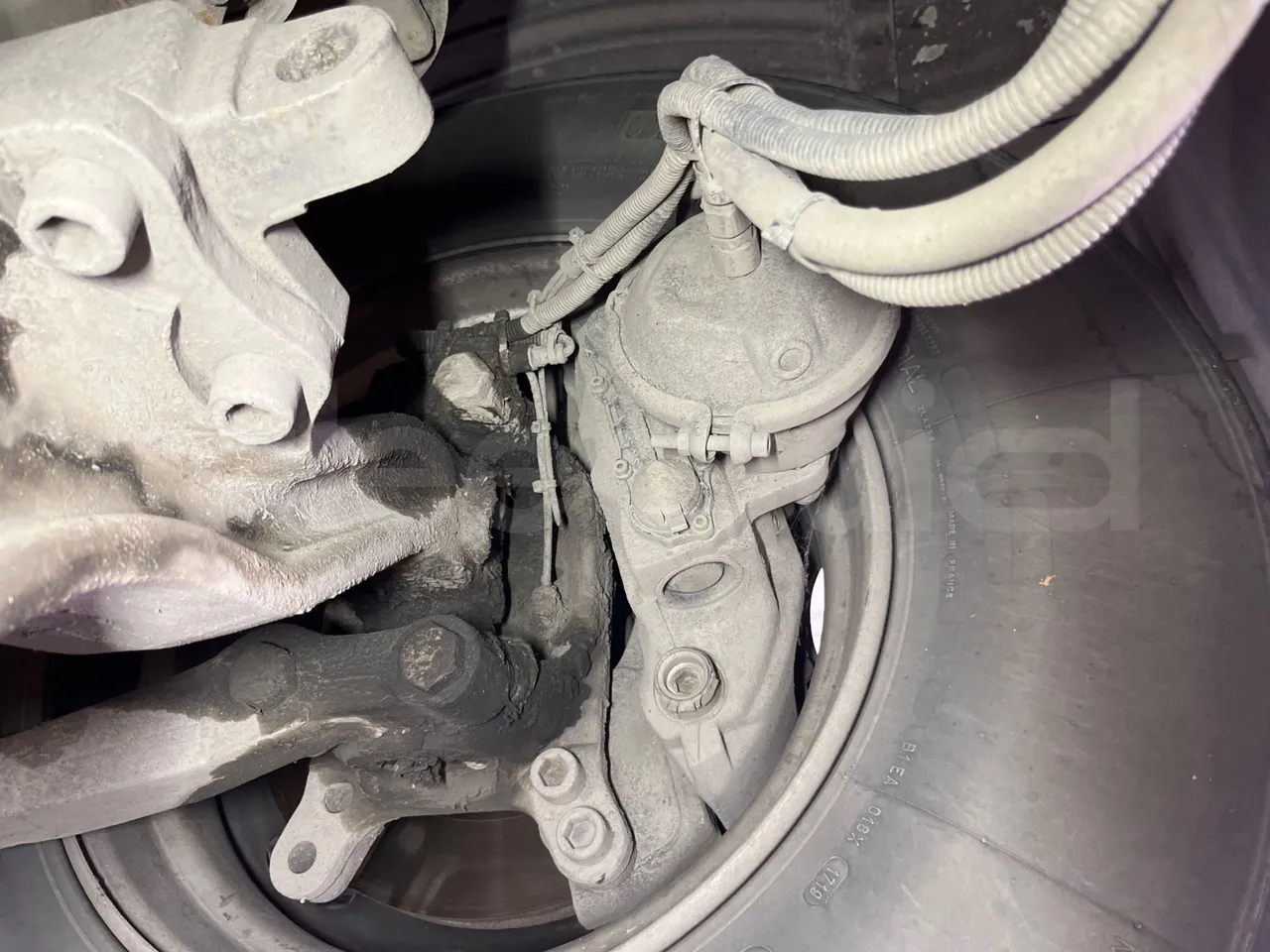 Setra S319 - Third Axle Caliper Brakes Right Side