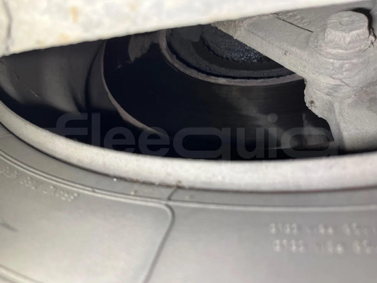 Setra S319 - Second Axle Discs Right Side