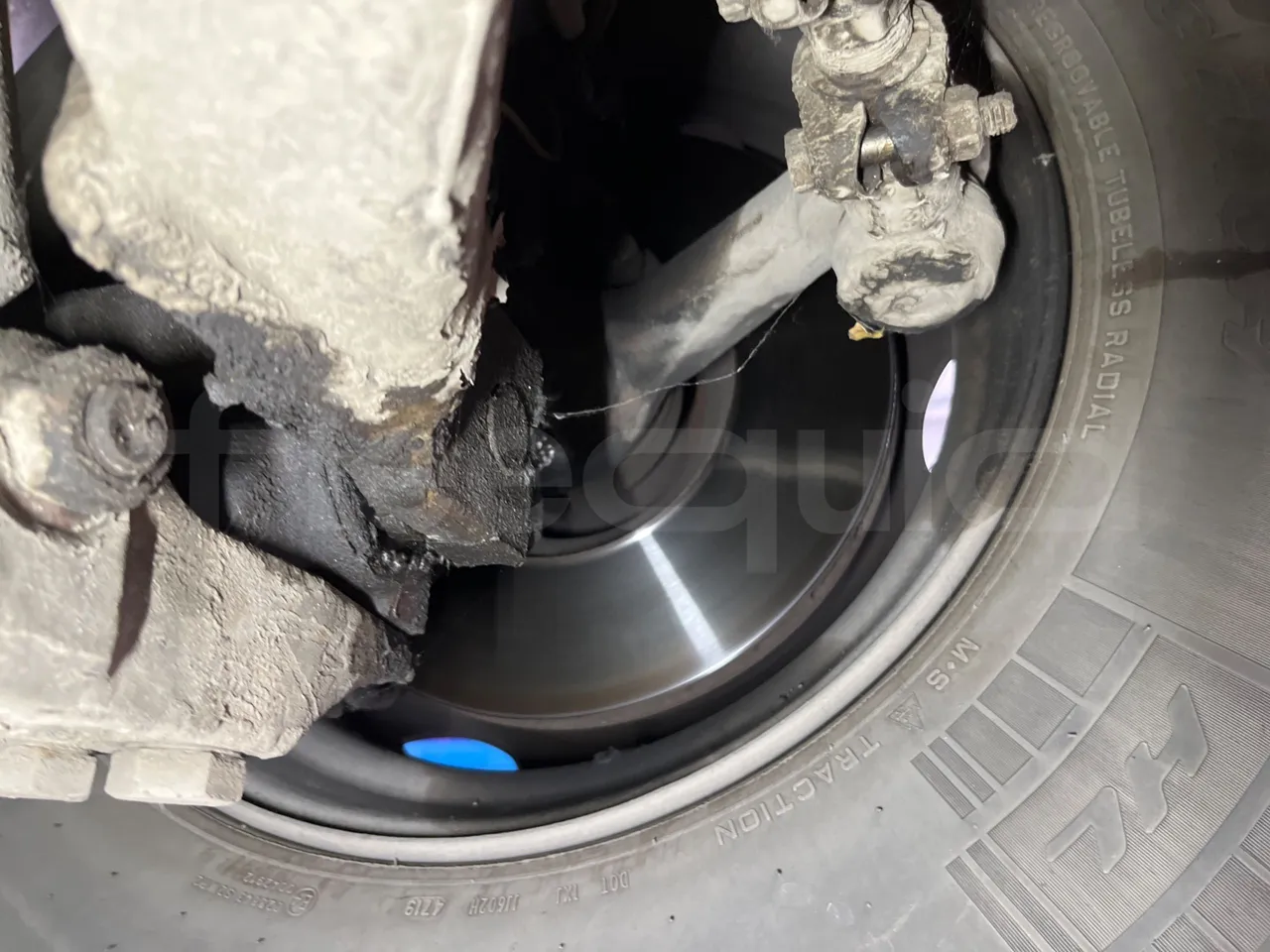 Setra S319 - First Axle Discs Right Side