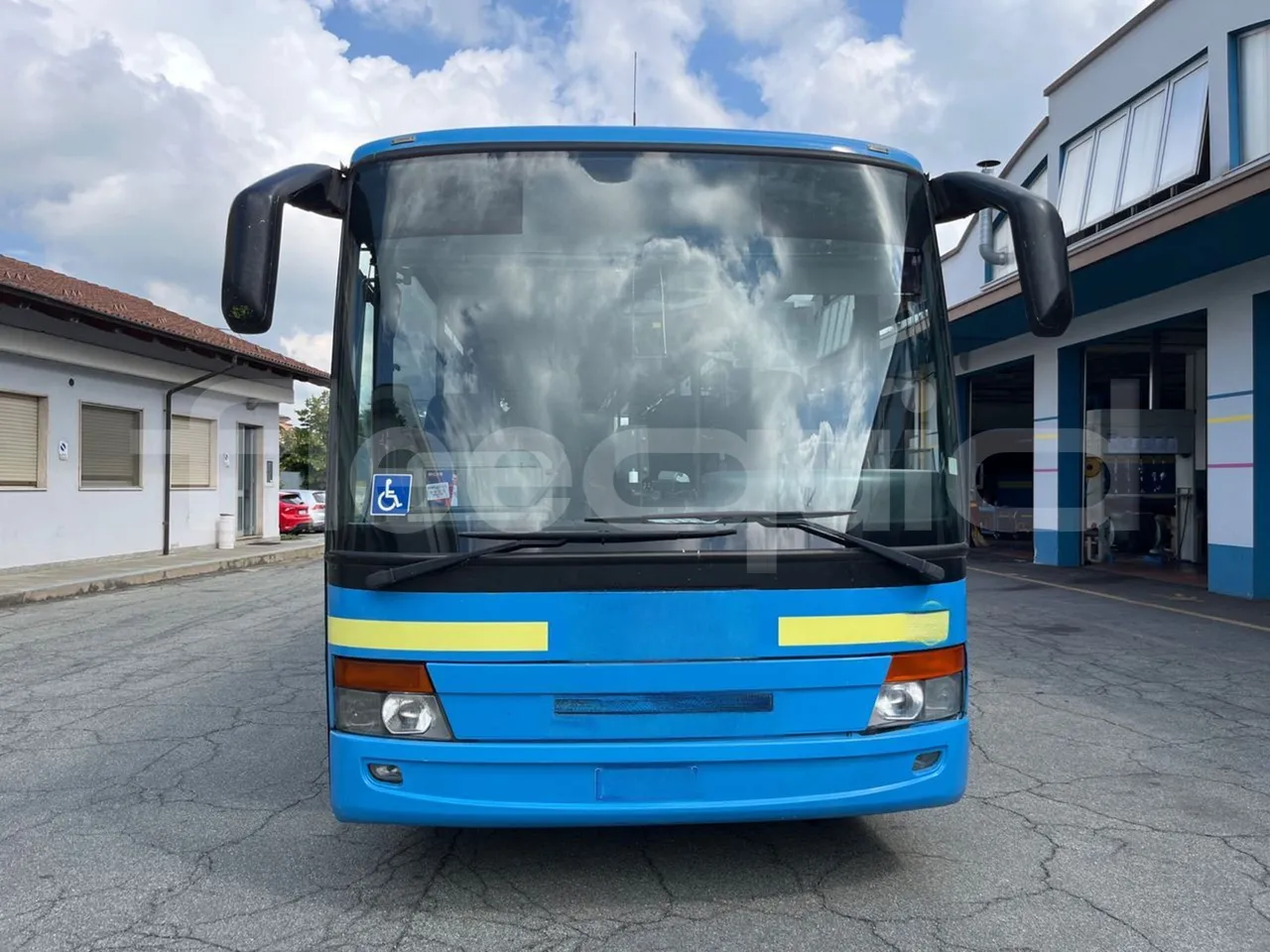 Setra S319 - Front