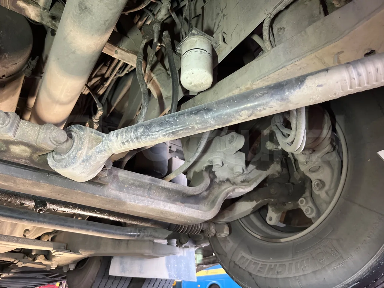 Setra S319 - Second Axle Left Side