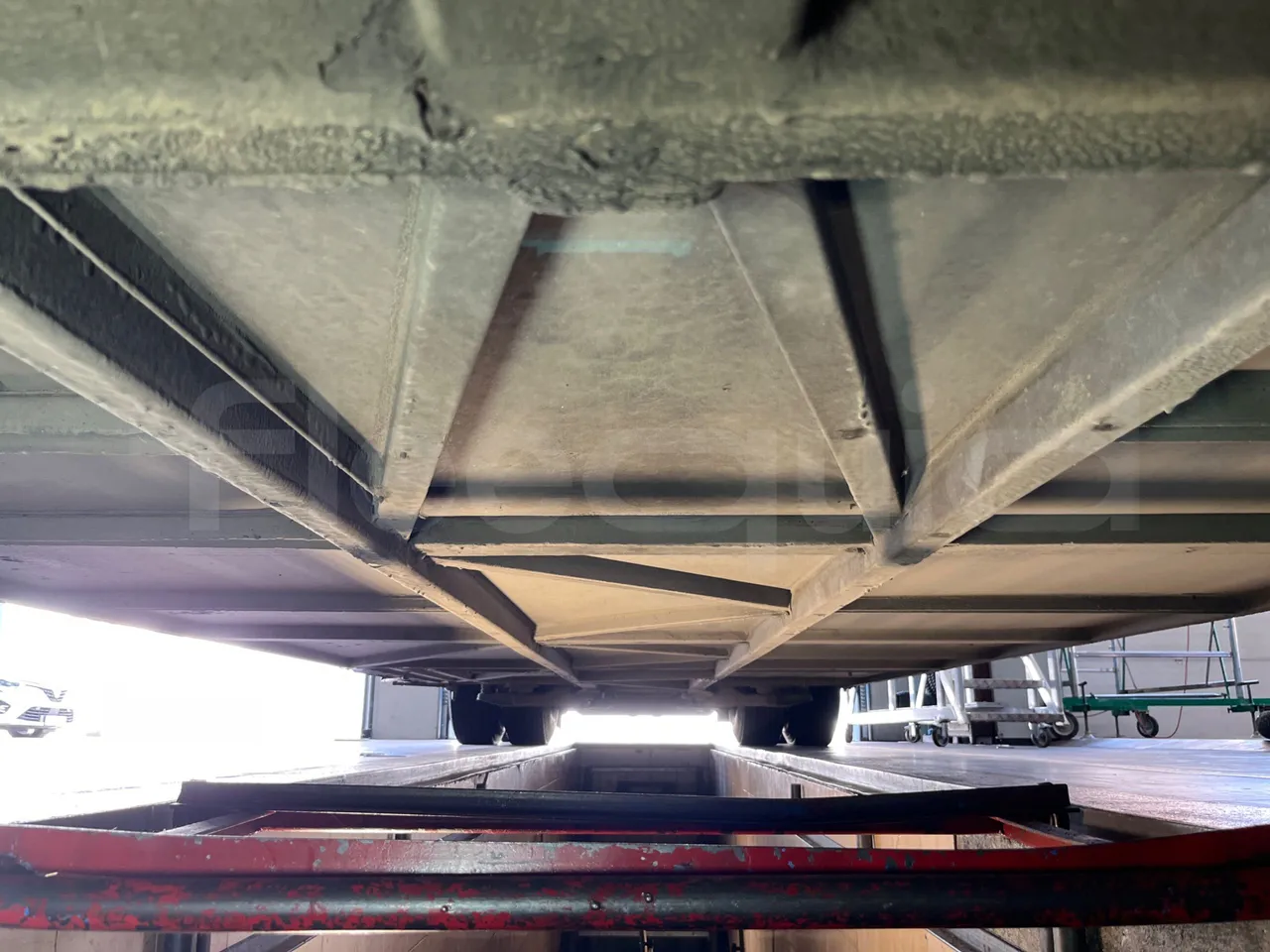 Setra S319 - Central Undercarriage
