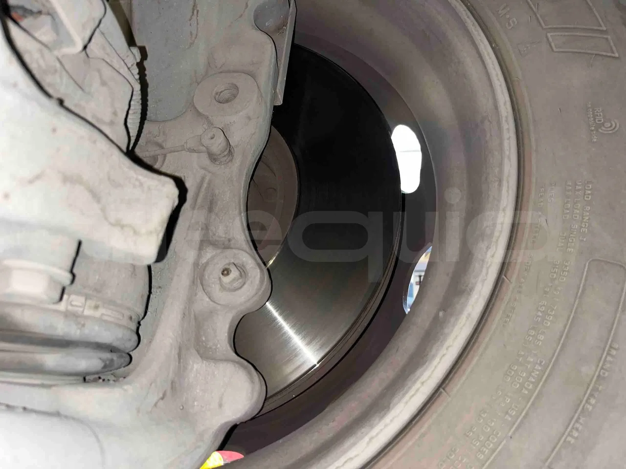 Iveco Citelis - front discs right