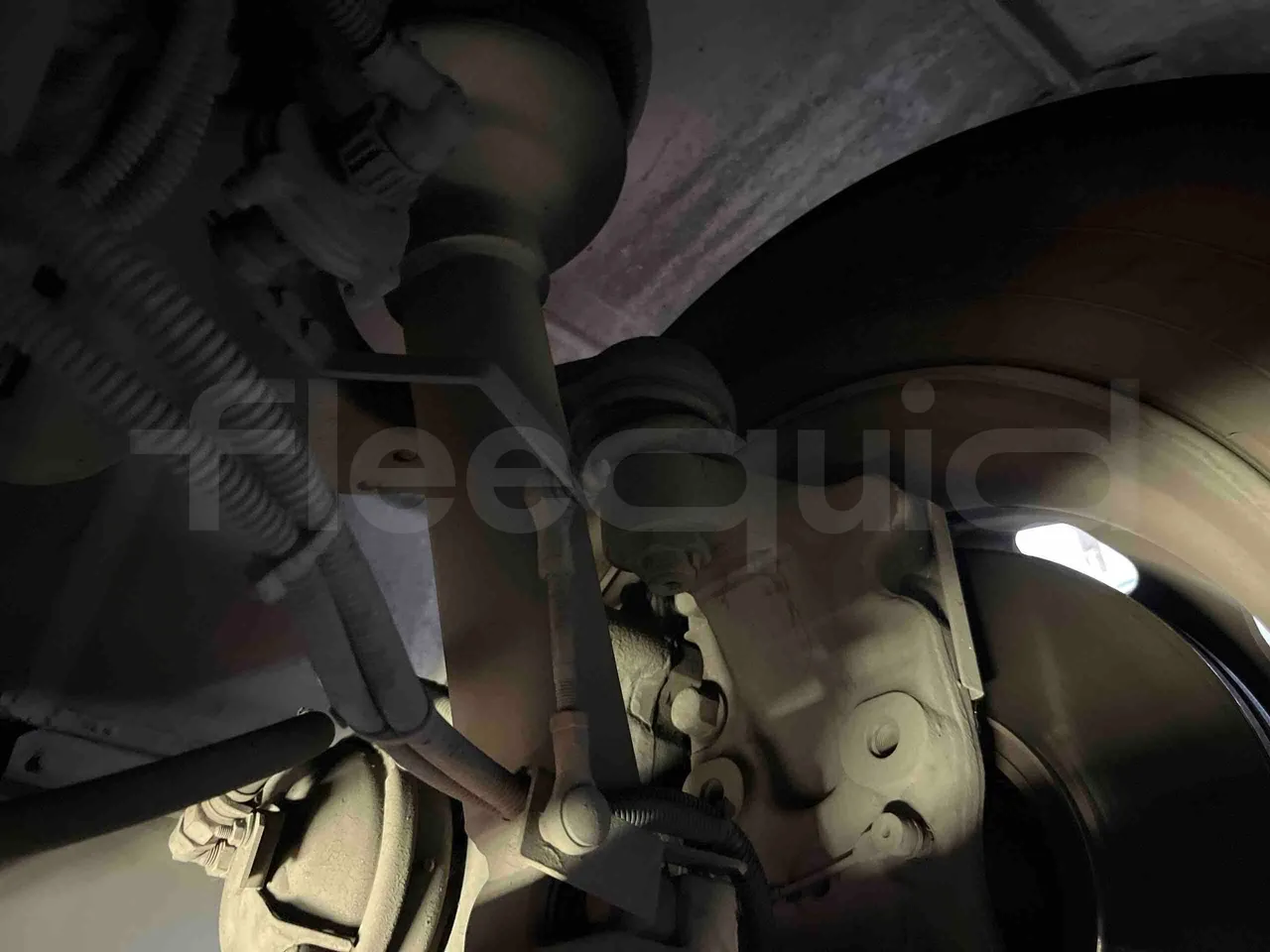Iveco Citelis - front shock absorbers right