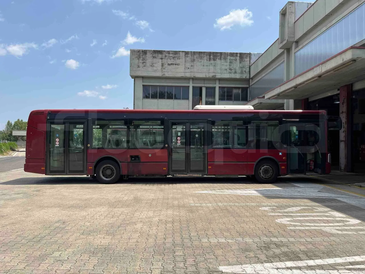 Iveco Citelis - right side doors closed