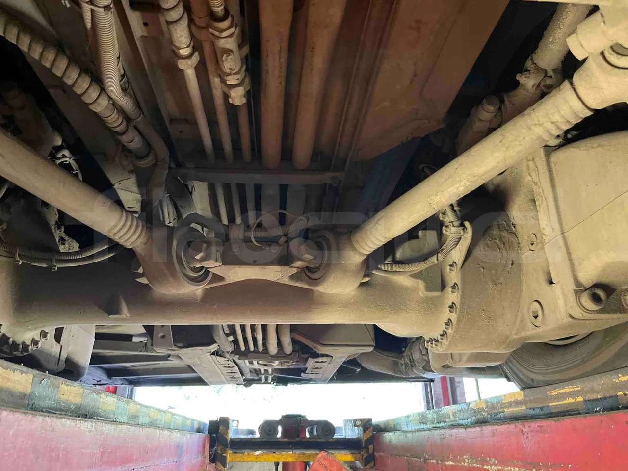 Iveco Citelis - axle 3 central