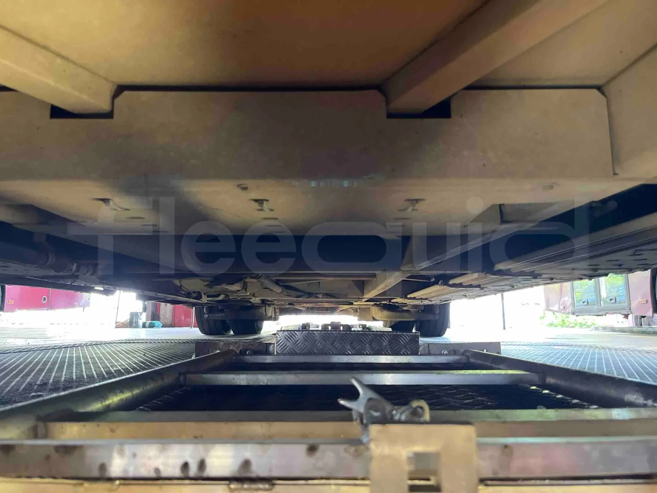 Iveco Citelis - central undercarriage photo