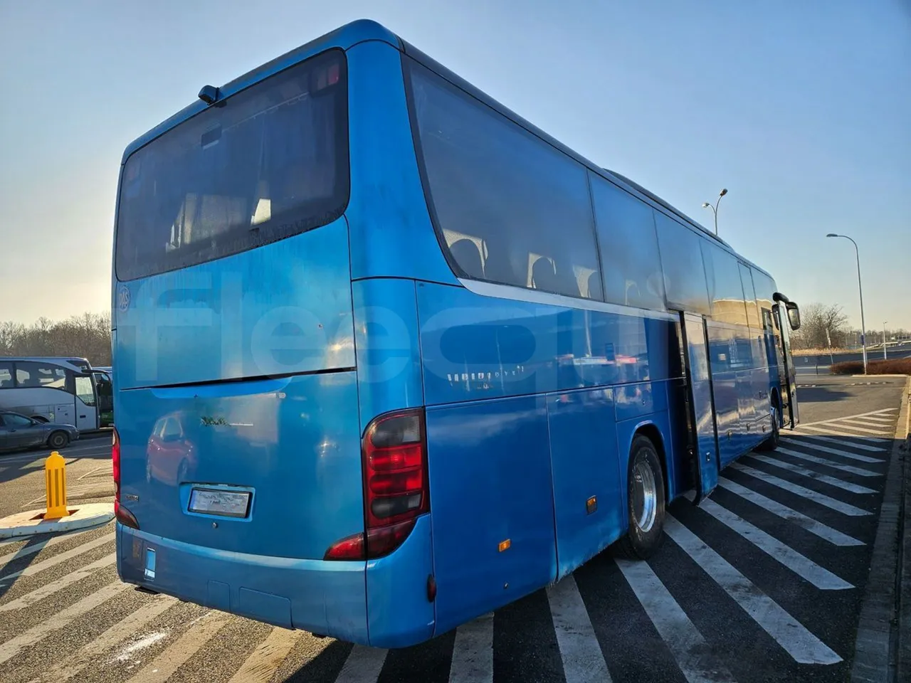 Setra S416 GT-HD - EUR4 - 315kW - 13.02m - 3/4 right rear doors open