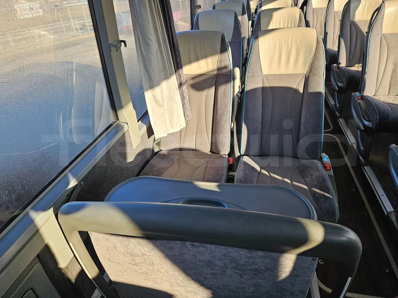 Setra S416 GT-HD - EUR4 - 315kW - 13.02m - single seat detail