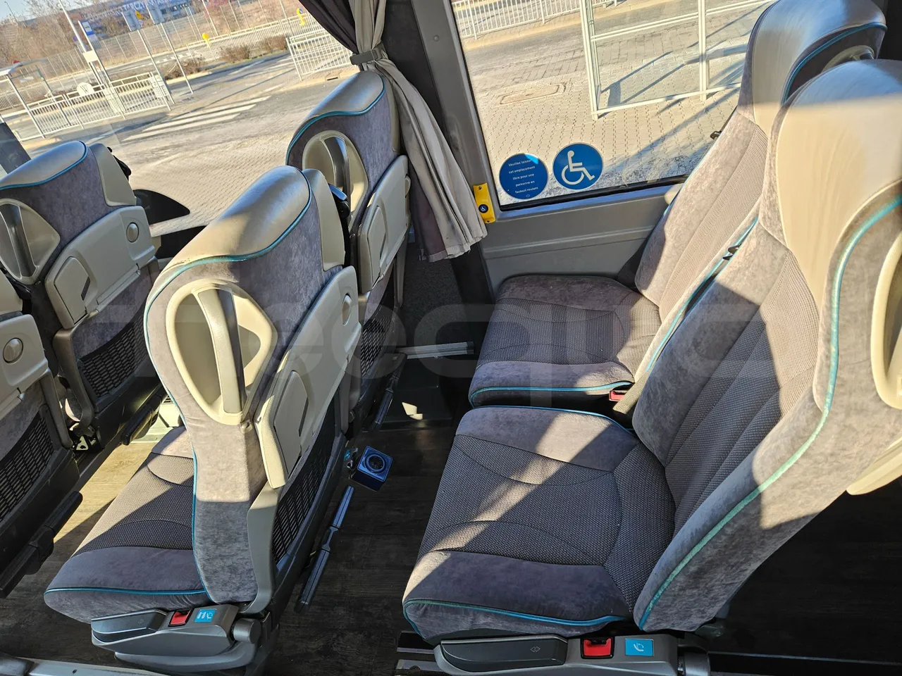 Setra S416 GT-HD - EUR4 - 315kW - 13.02m - disabled area photo