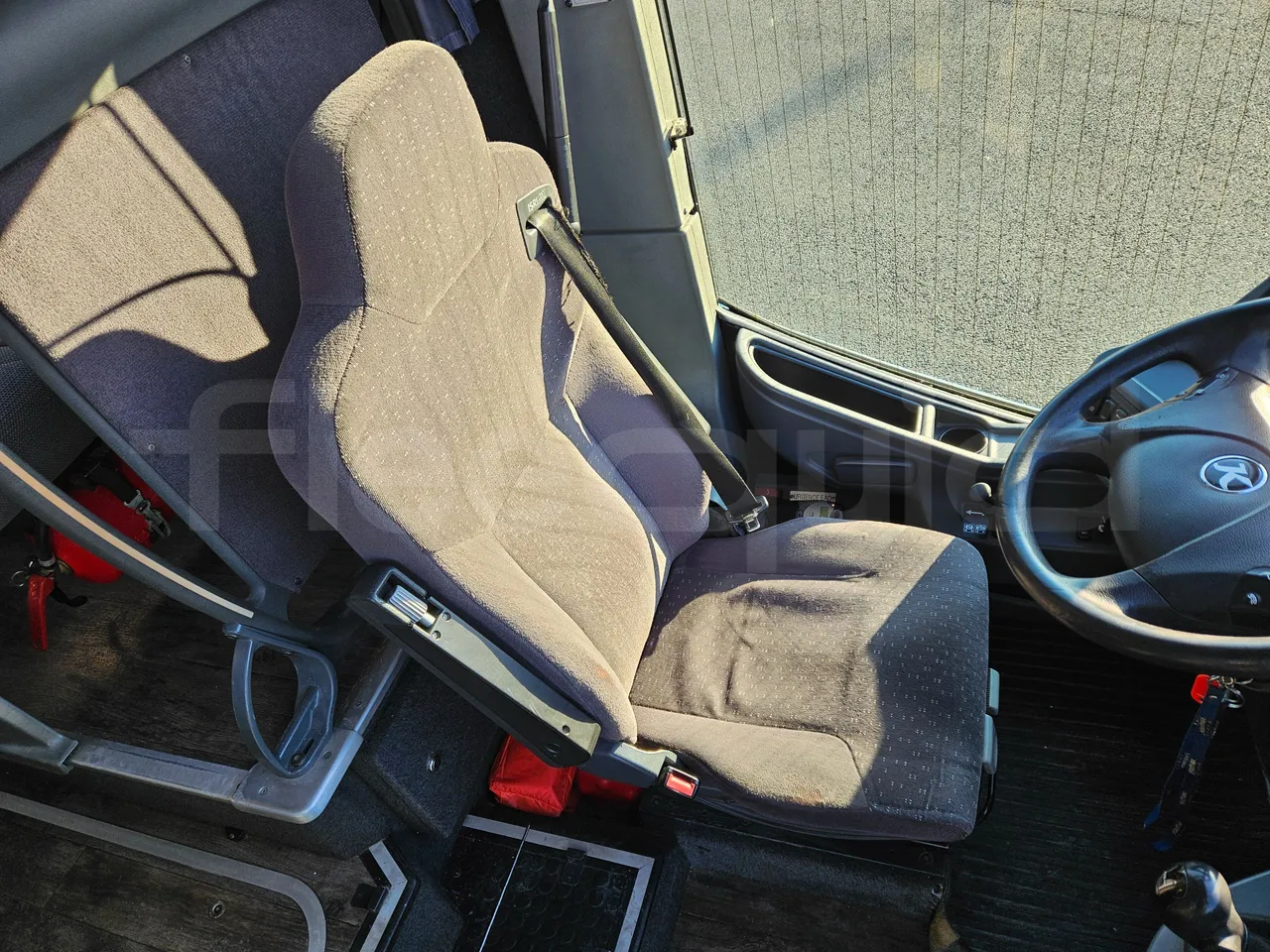 Setra S416 GT-HD - EUR4 - 315kW - 13.02m - driver's seat photo