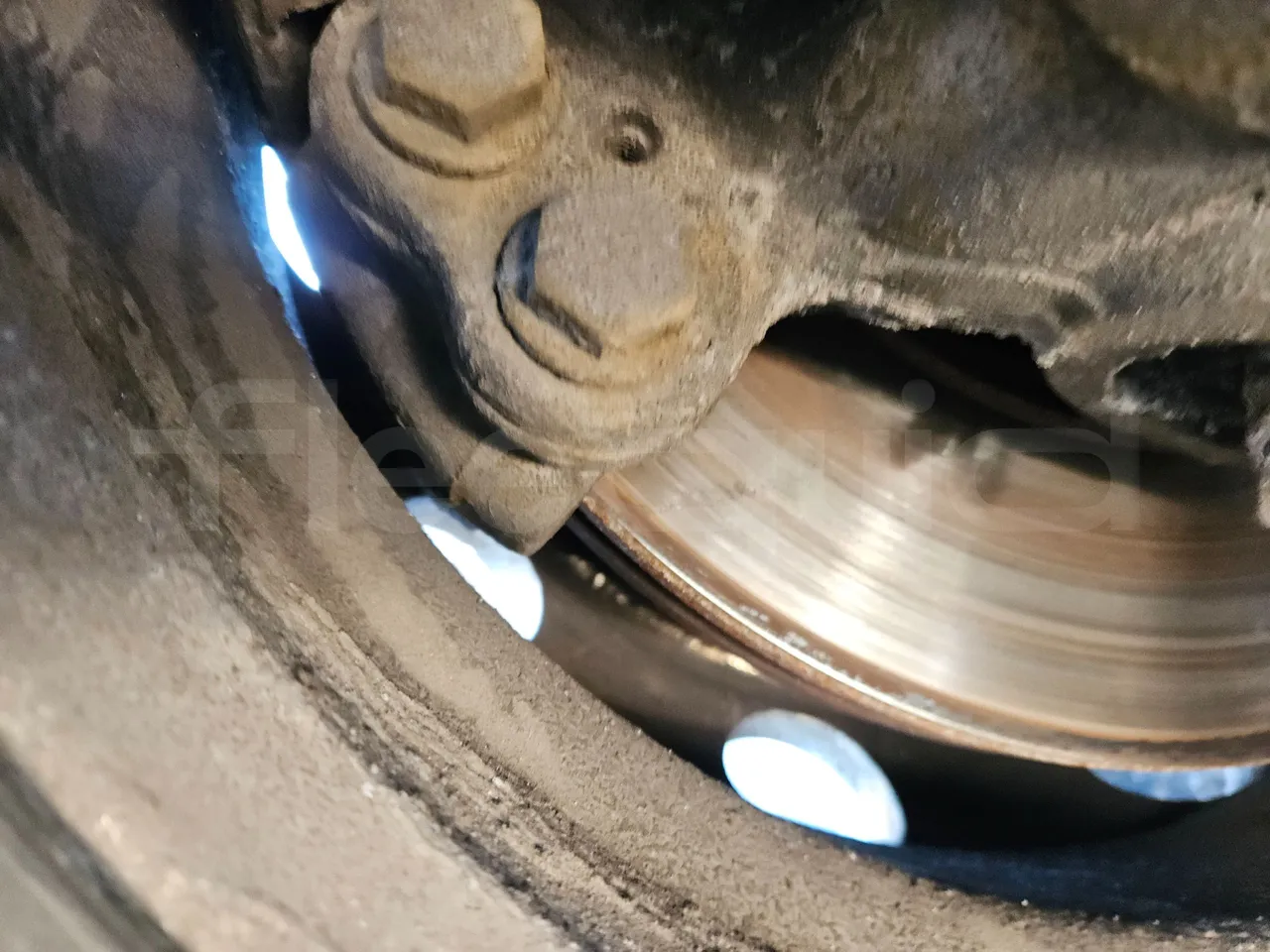 Setra S416 GT-HD - EUR4 - 315kW - 13.02m - front discs right