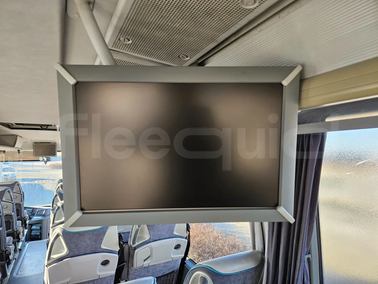 Setra S416 GT-HD - EUR4 - 315kW - 13.02m - monitor detail photo