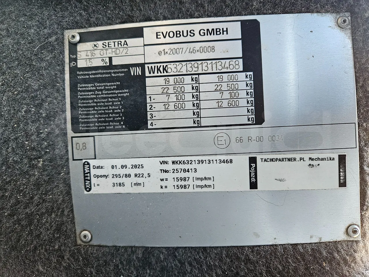 Setra S416 GT-HD - EUR4 - 315kW - 13.02m - vehicle plate photo