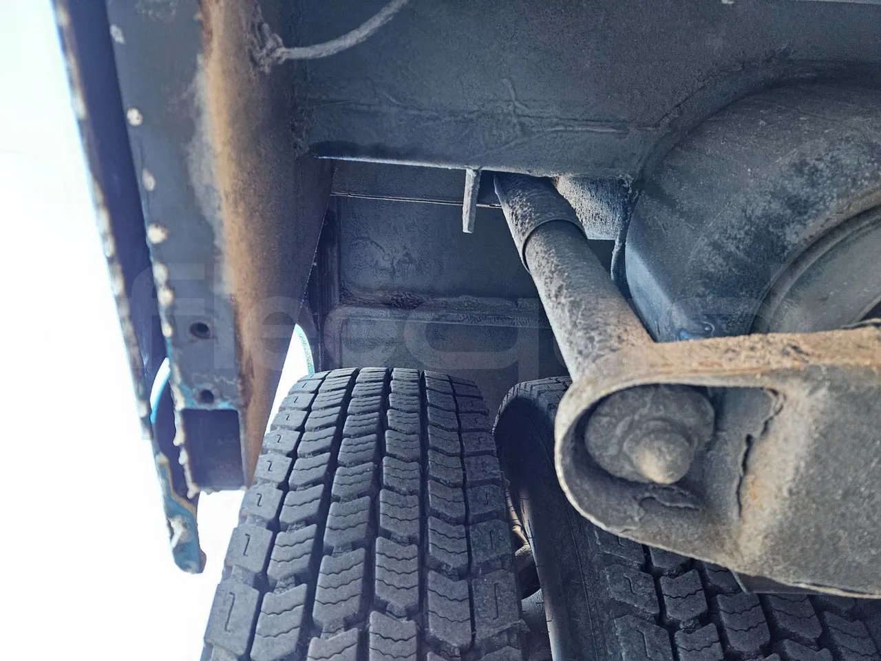 Setra S416 GT-HD - EUR4 - 315kW - 13.02m - axle 2 shock absorbers 1 right