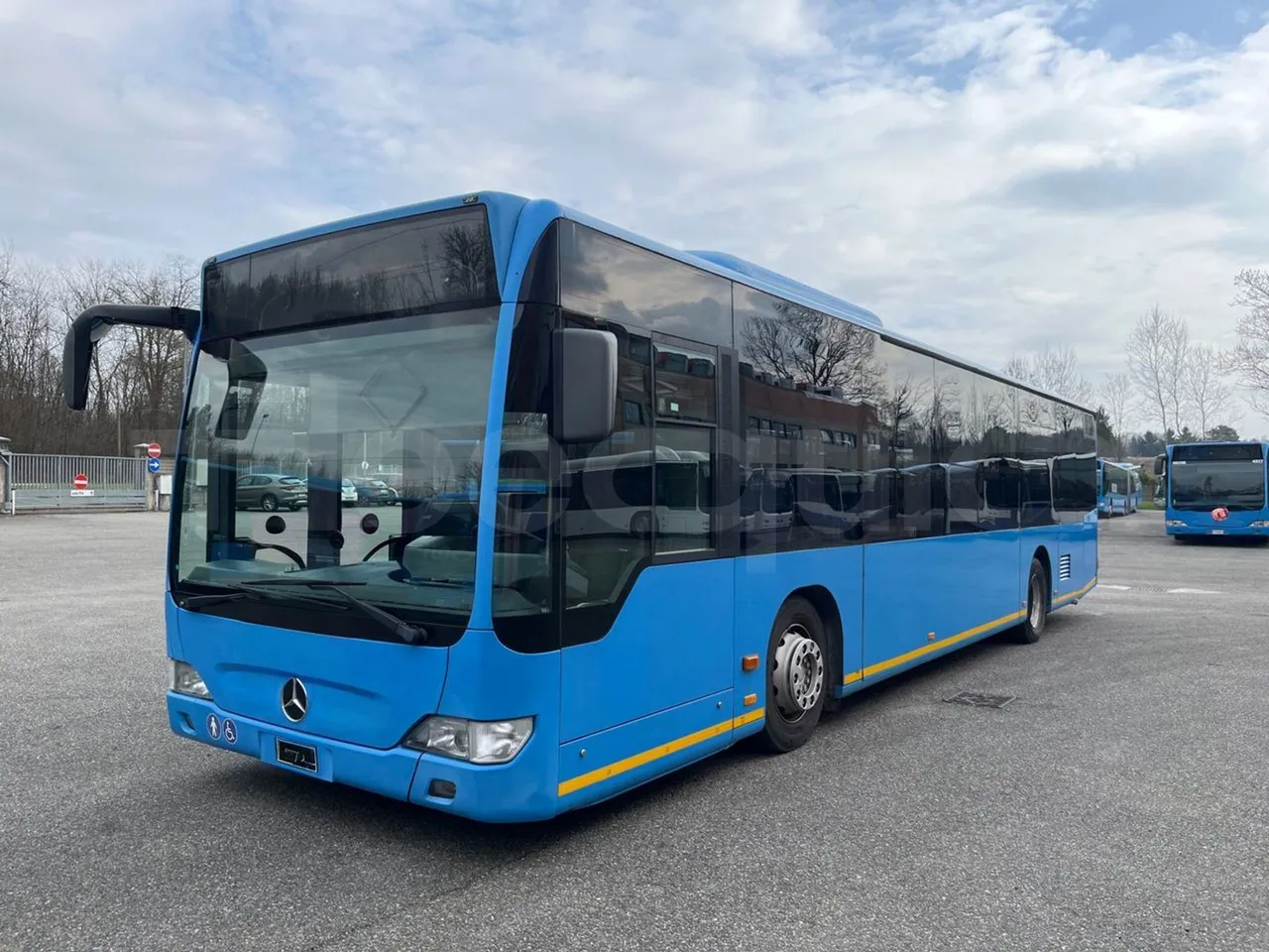 Mercedes-Benz Citaro O 530/2PCL2E4 - Euro 4 - 210 kW - 11,950 mt - 3/4 front left