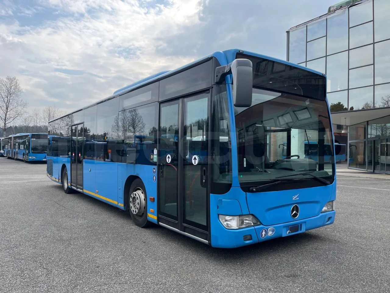 Mercedes-Benz Citaro O 530/2PCL2E4 - Euro 4 - 210 kW - 11,950 mt - Base cover photo