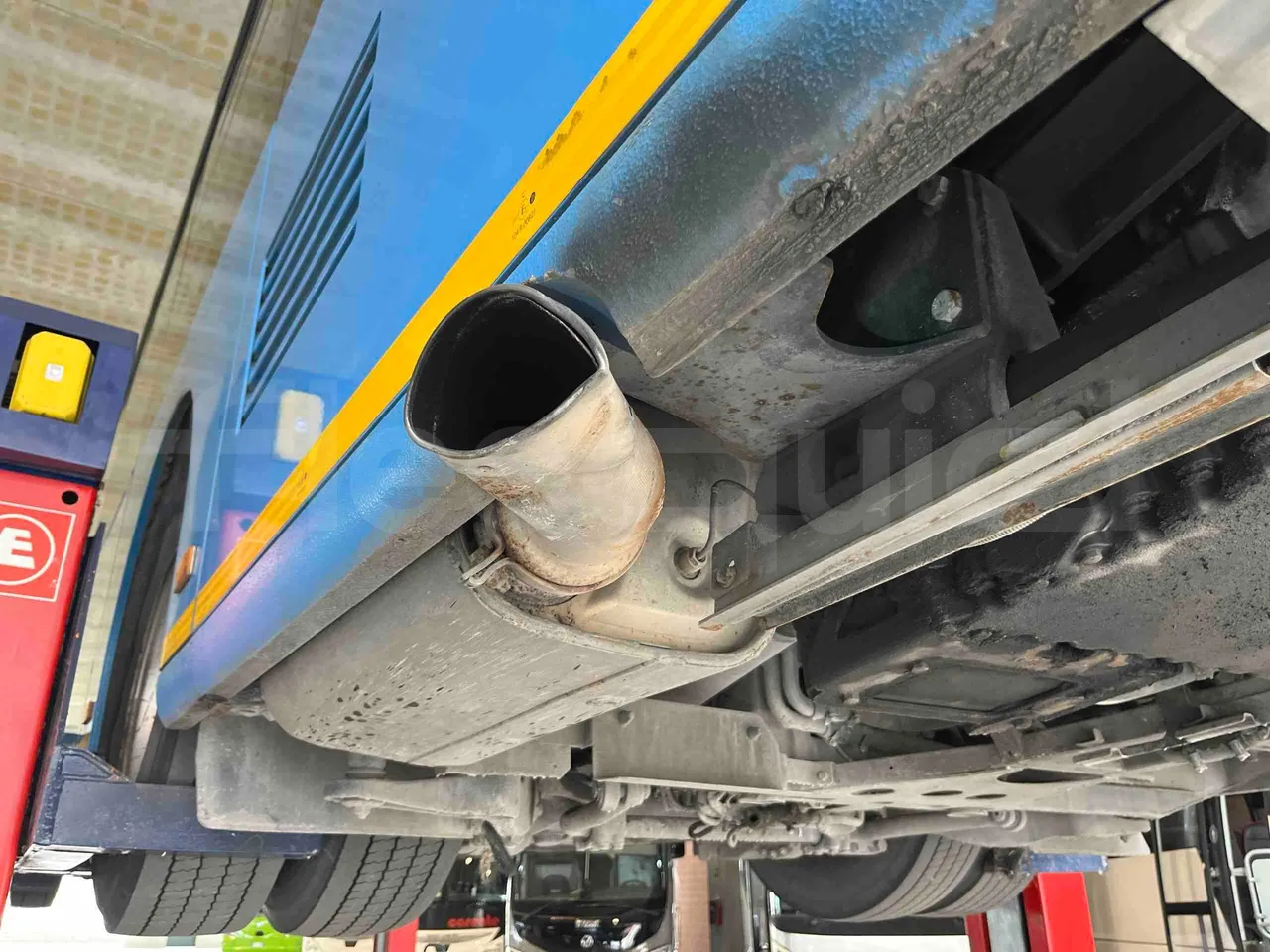 Mercedes-Benz Citaro O 530/2PCL2E4 - Euro 4 - 210 kW - 11,950 mt - exhaust photo