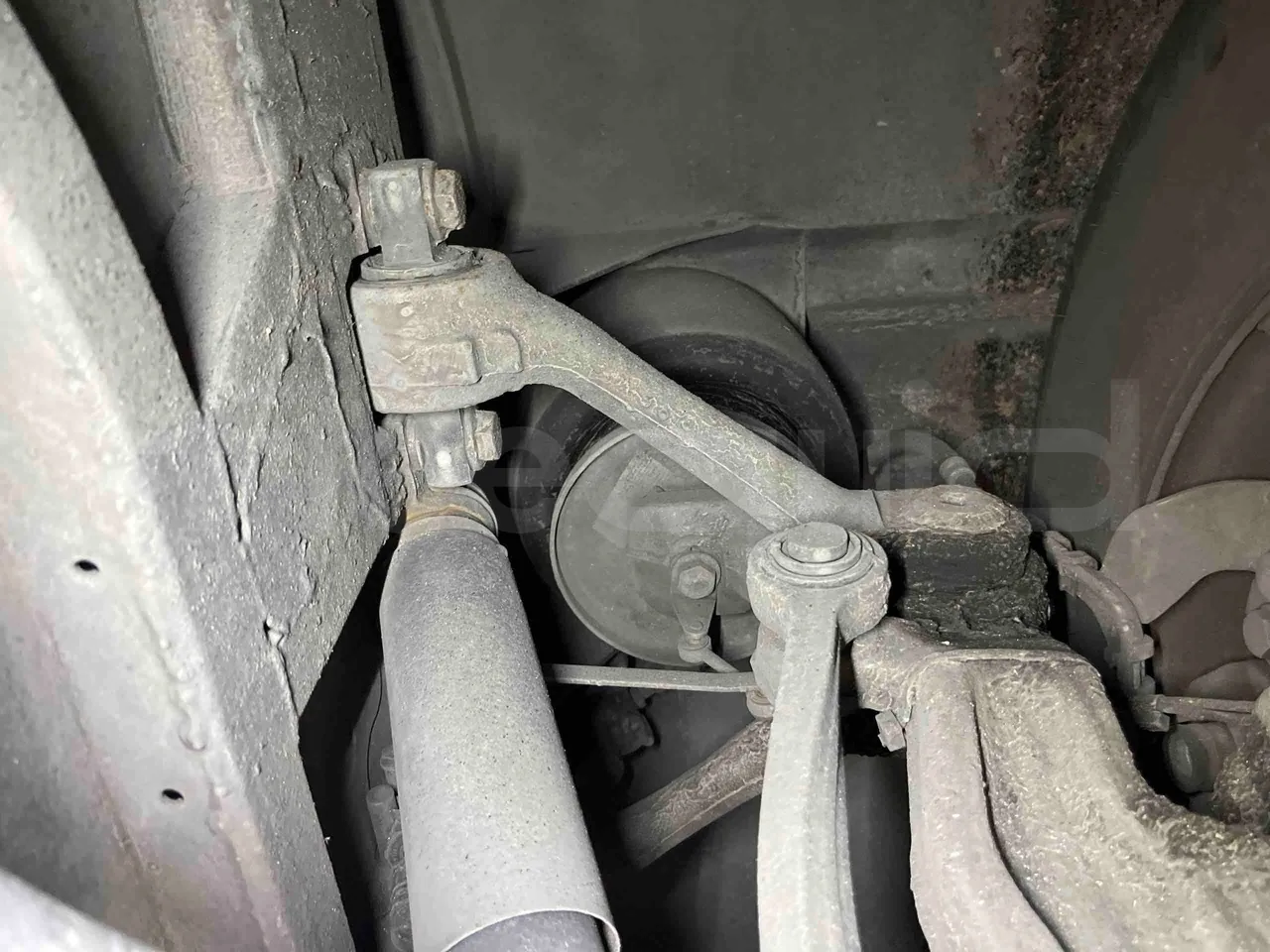 Mercedes-Benz Citaro O 530/2PCL2E4 - Euro 4 - 210 kW - 11,950 mt - front air springs right