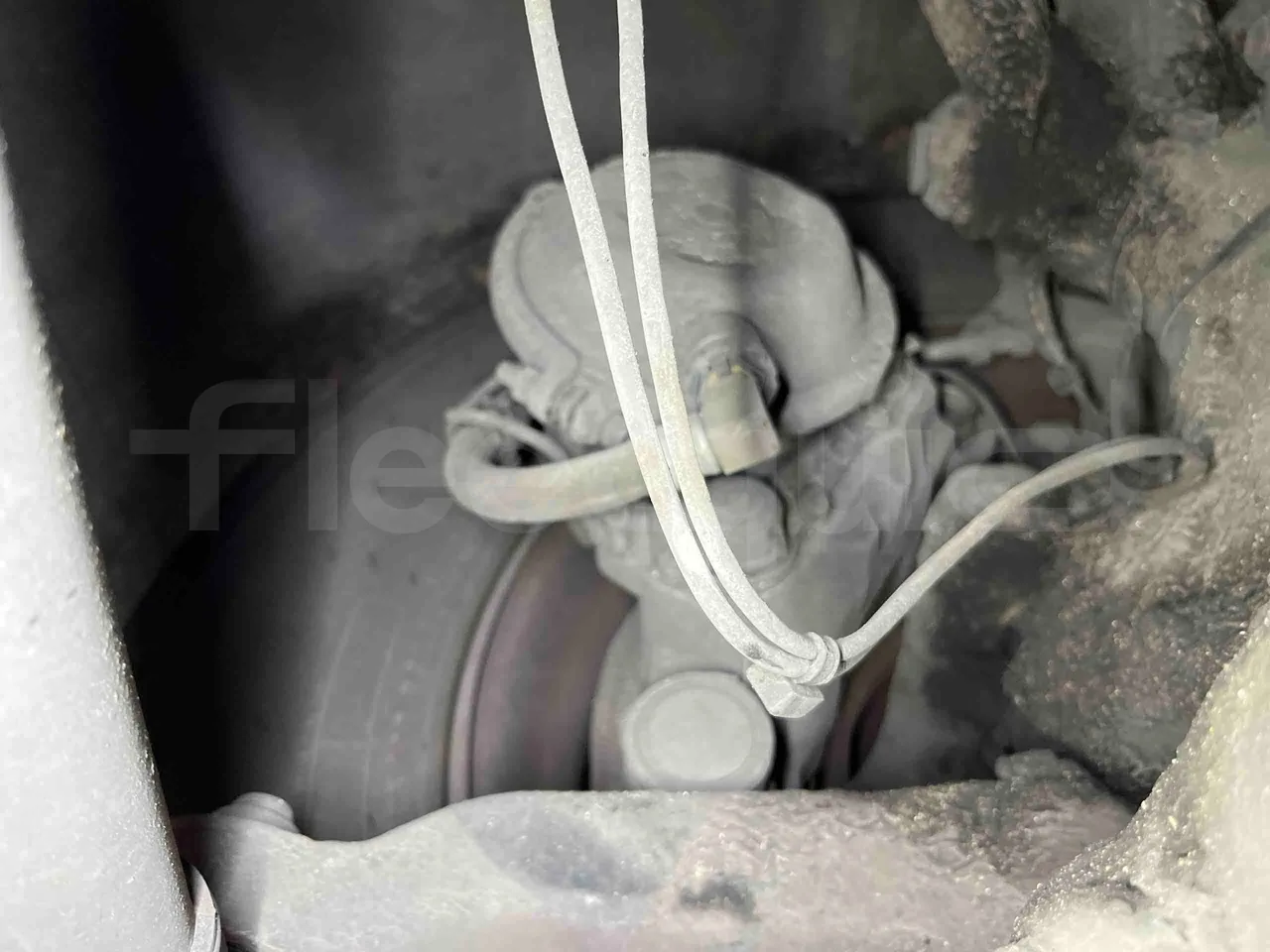 Mercedes-Benz Citaro O 530/2PCL2E4 - Euro 4 - 210 kW - 11,950 mt - front brake calipers right