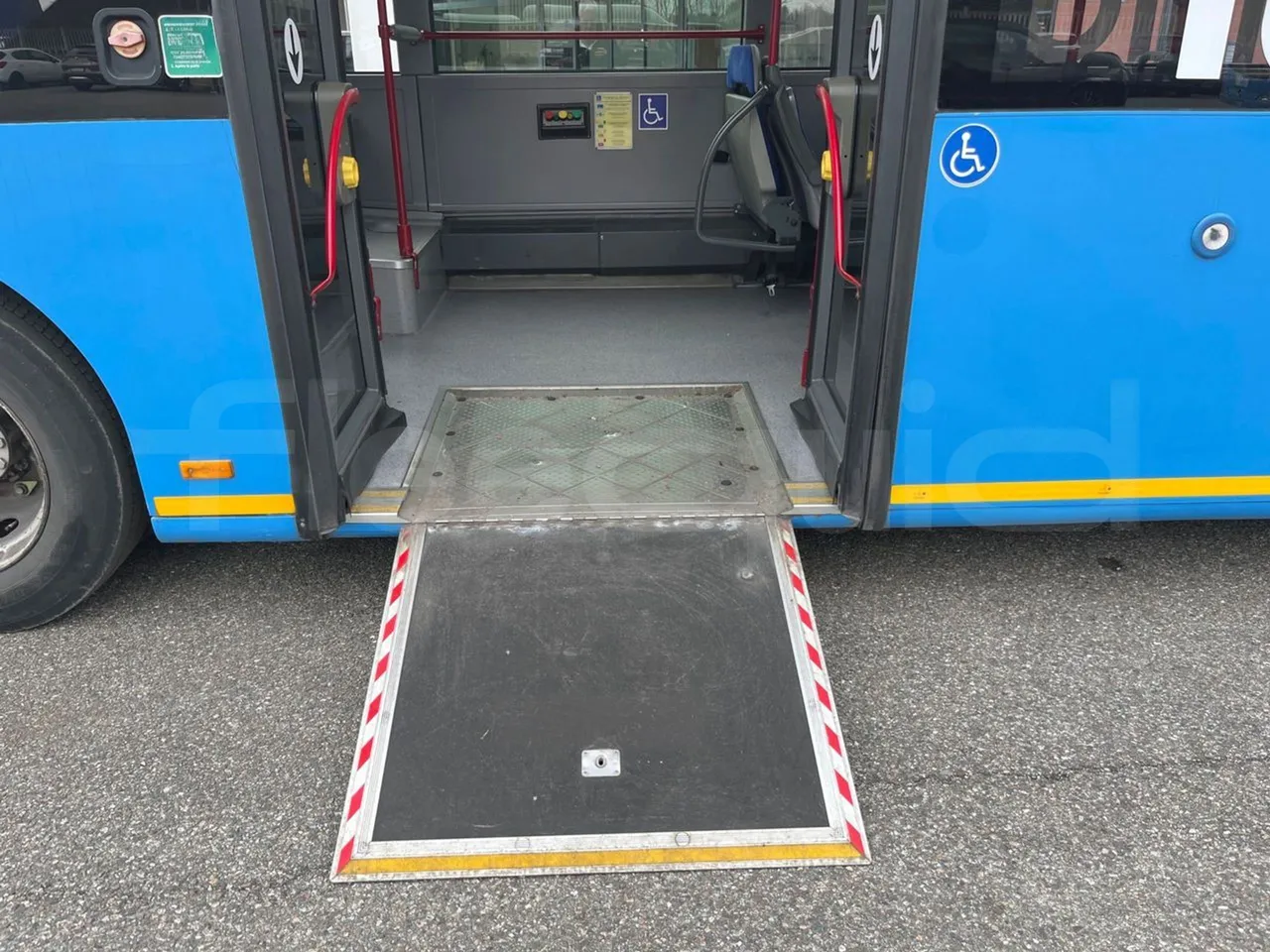 Mercedes-Benz Citaro O 530/2PCL2E4 - Euro 4 - 210 kW - 11,950 mt - platform open photo