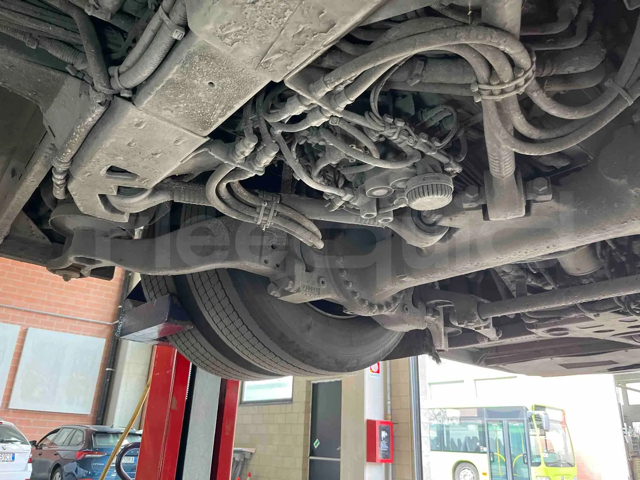 Mercedes-Benz Citaro O 530/2PCL2E4 - Euro 4 - 210 kW - 11,950 mt - axle 3 right side