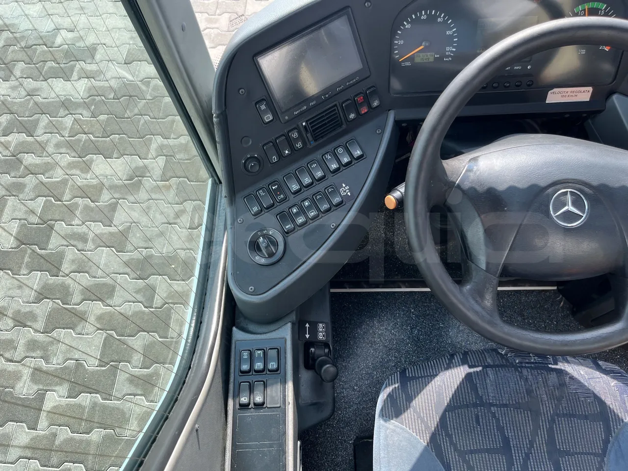 Mercedes-Benz Tourismo - Onboard Device 2